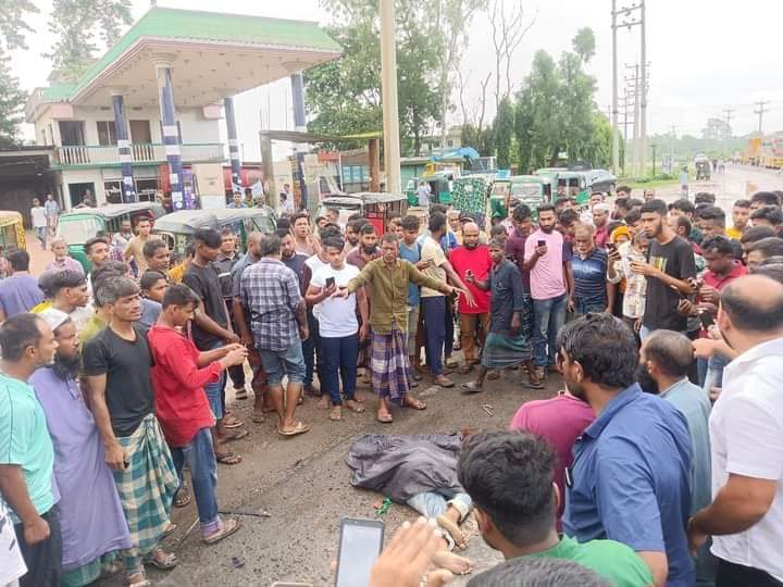 নবীগঞ্জে তৈলবাহী গাড়ি ও সিএনজির মুখোমুখি সংঘর্ষে নিহত ১