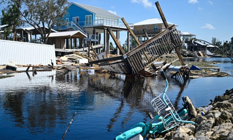 যুক্তরাষ্ট্রে ঘূর্ণিঝড় হেলেনের আঘাতে অন্তত ৪৪ জন নিহত