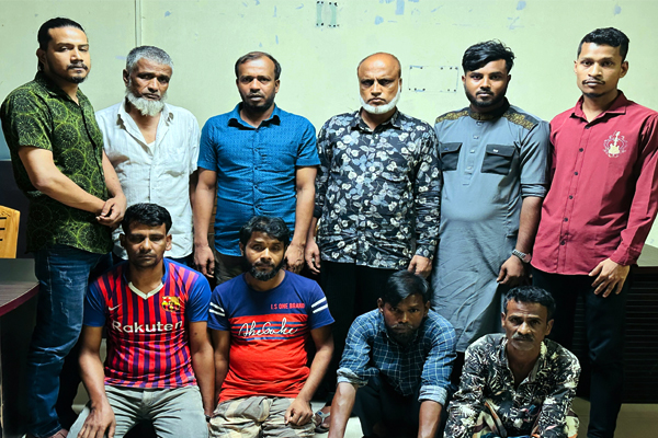 কাজিরবাজারে ডিবির অভিযানে ১০ জুয়াড়ি আটক