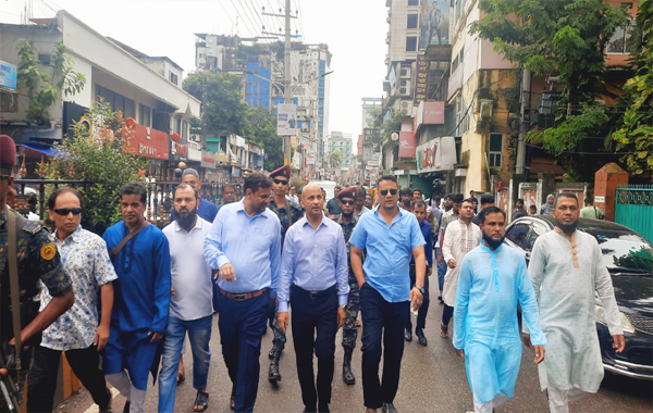 সড়ক ও ফুটপাত দখলমুক্ত করতে অভিযানে সিসিক