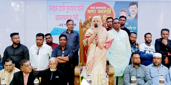 আওয়ামী লীগের একজন বস্তির নেতাও কোটি টাকার মালিক : লুনা