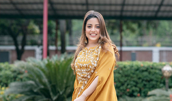 দুষ্টু কোকিল&rsquo; গান তৈরির গল্প বললেন কনা 