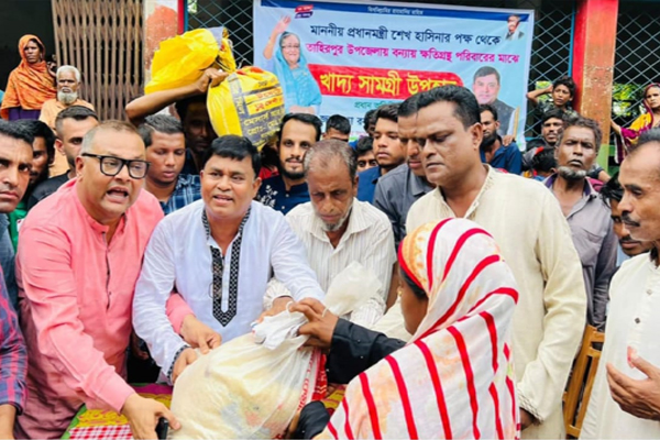 তাহিরপুরে বন্যায় ক্ষতিগ্রস্থদের মাঝে প্রধানমন্ত্রীর উপহার বিতরণ 