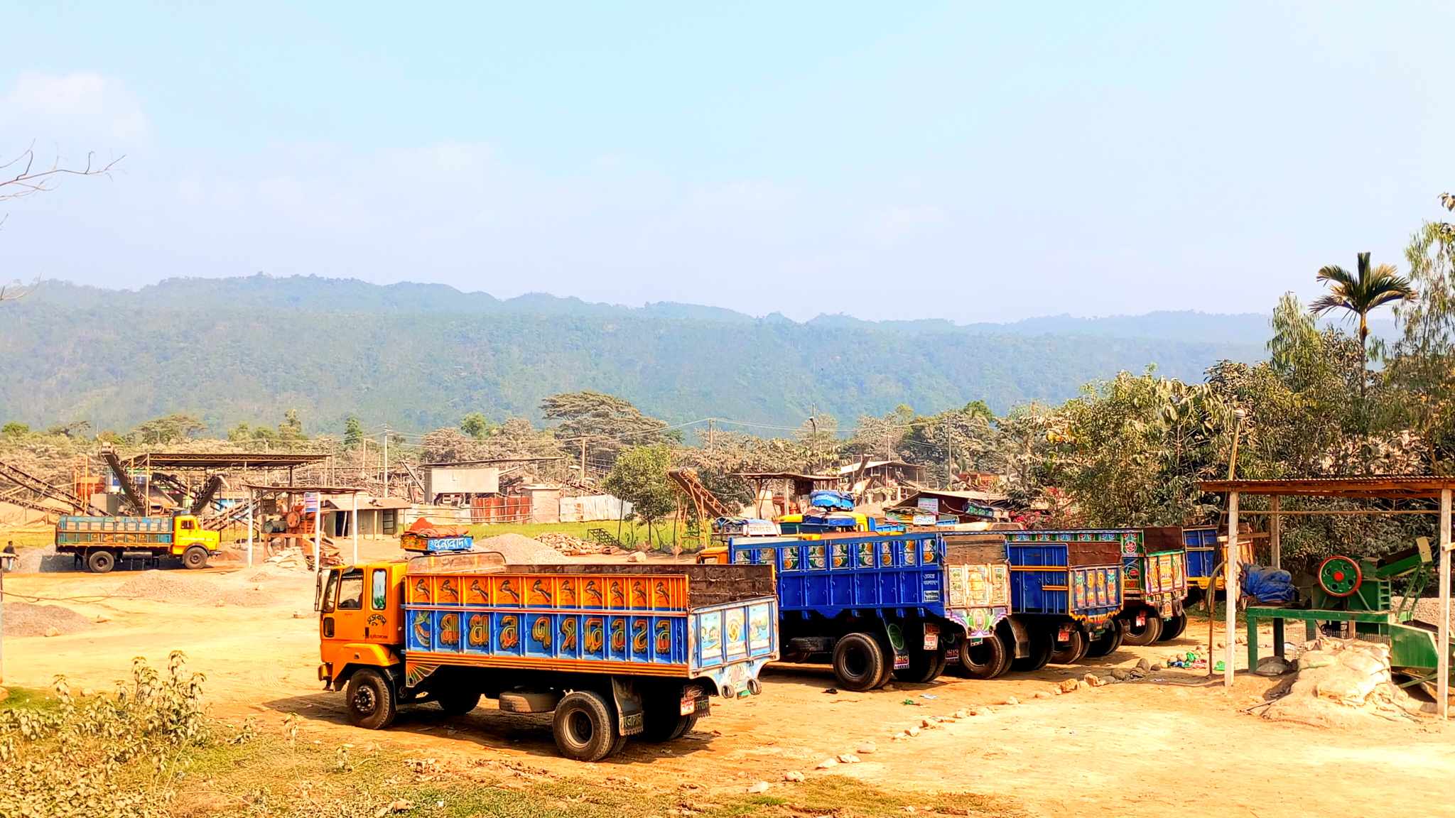  জৈন্তাপুরে কর্মহীন প্রায় দশ হাজার শ্রমিক
