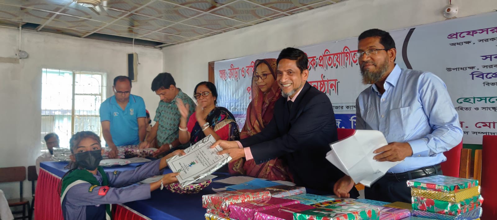 মদন মোহন কলেজ শিক্ষার পাশাপাশি ক্রীড়া ও সংস্কৃতি চর্চায় সমৃদ্ধ হবে : প্রফেসর মাহবুবুর রহমান