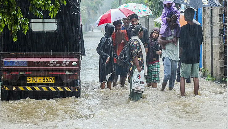 শ্রীলঙ্কায় বন্যা ও ভূমিধসে নিহত ৪৪