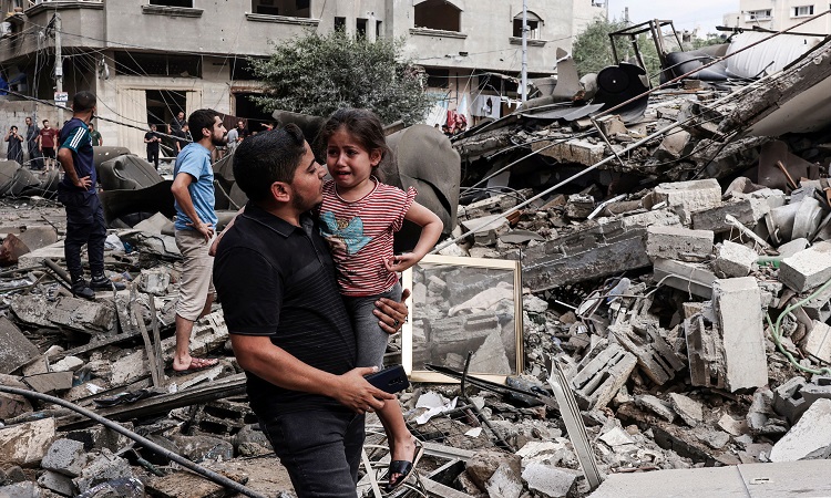 ইসরায়েলি বিমান হামলায় প্রায় অর্ধশত ফিলিস্তিনি নিহত