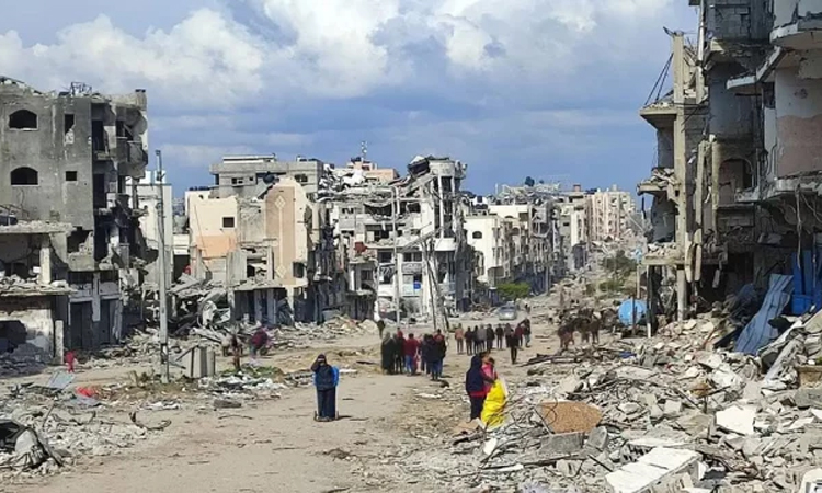 ইসরায়েলি হামলায় একদিনে প্রায় ১০০ ফিলিস্তিনি নিহত