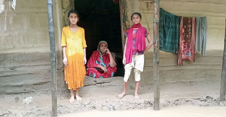 চিড়া-মুড়ি খেয়ে ঈদের দিন পার করেছেন হাওরাঞ্চলে মানুষ