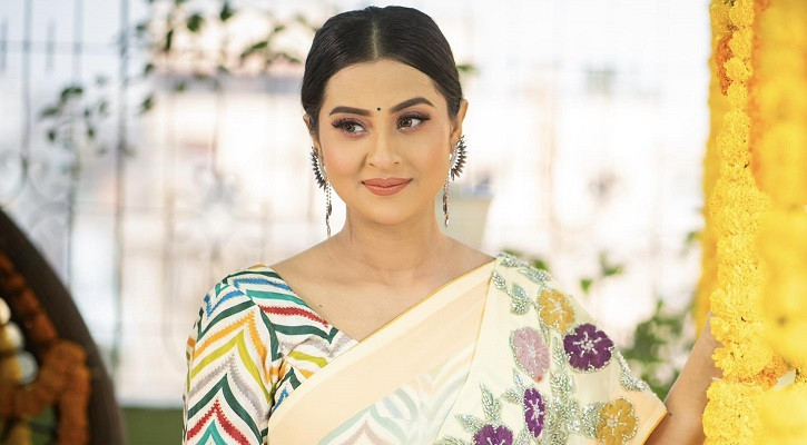 শাকিবের শর্তে মা হচ্ছেন বুবলী, ছাড়ছেন অভিনয়!