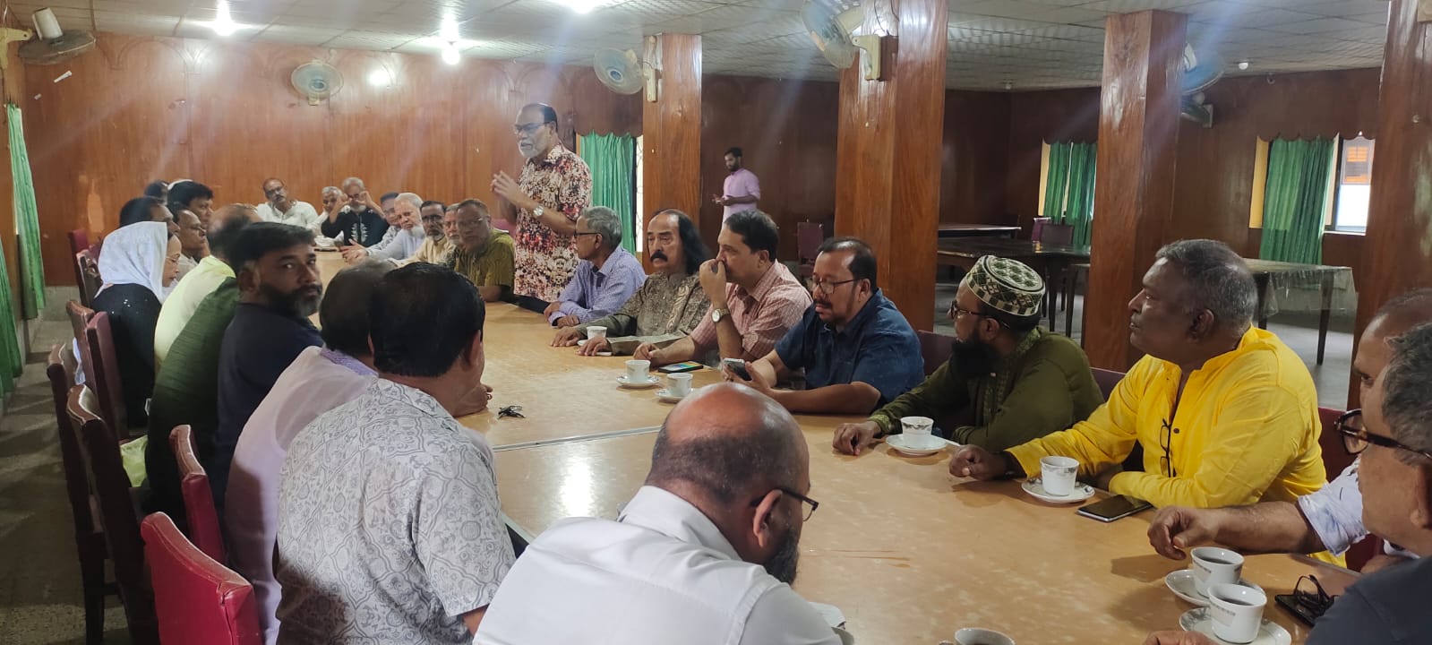 মহানগর আ.লীগের কার্যনির্বাহী কমিটির সভা : শোকাবহ আগস্ট মাসের কর্মসূচী গ্রহণ 