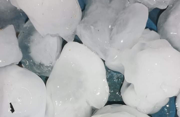সিলেটে স্মরণকালের ভয়াবহ শিলাবৃষ্টি