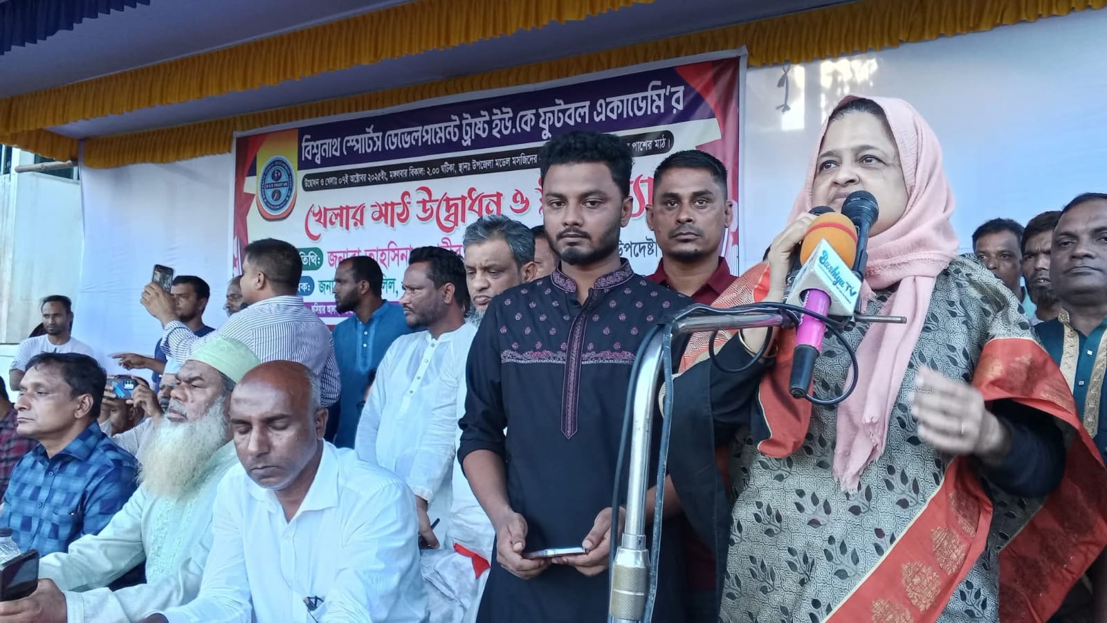 দেশের উন্নয়ন, রাজনীতি ও সমাজ গঠনেপ্রবাসীরা অনন্য ভূমিকা রাখছেন : লুনা