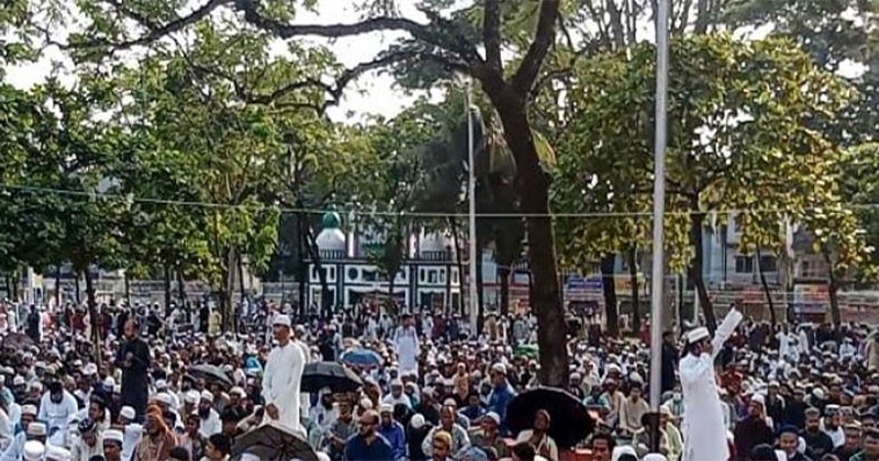 শাহী ঈদগাহে ঈদের প্রধান জামাত অনুষ্ঠিত