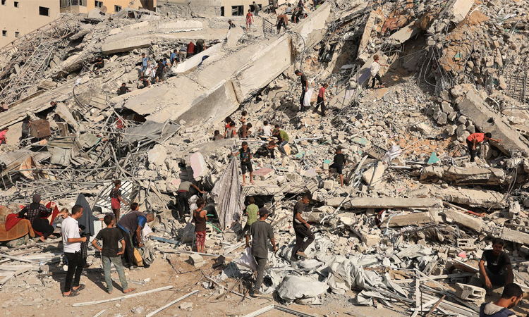 ইসরায়েলি হামলায় ২৭০০ ফিলিস্তিনি পরিবারের সবাই নিহত