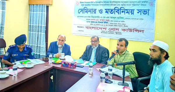 অপ-সাংবাদিকতা প্রতিরোধে সাংবাদিক তালিকা প্রণয়ন চলছে : এ কে এম আব্দুল হাকিম