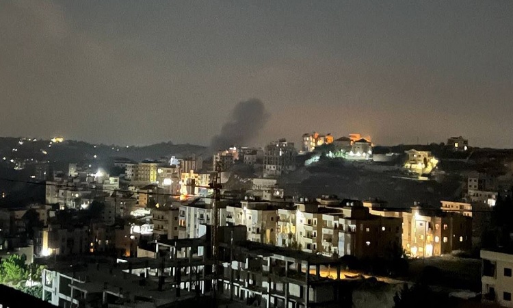 লেবাননে ইসরায়েলি বিমান হামলায় নিহত ৬