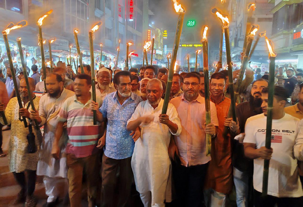 সিলেটবাসী উন্নয়ন বঞ্চিত, দাবি আদায় না হওয়া পর্যন্ত রাজপথ ছাড়বো না : আরিফুল হক চৌধুরী