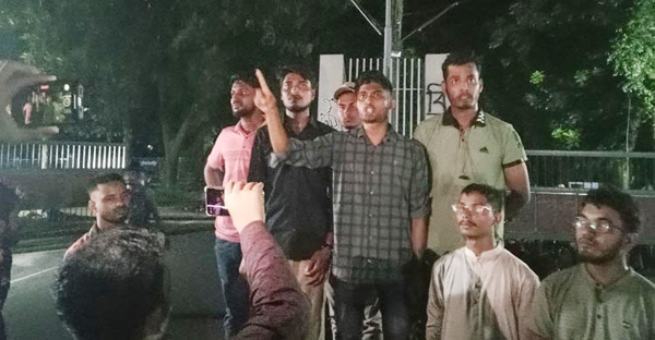 সীমান্তে স্বর্ণা রানি হত্যার প্রতিবাদে বিক্ষোভ