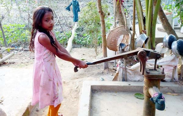 সুনামগঞ্জের বিভিন্ন এলাকায় সুপেয় পানির সংকট, অকেজো লক্ষাধিক নলকূপ
