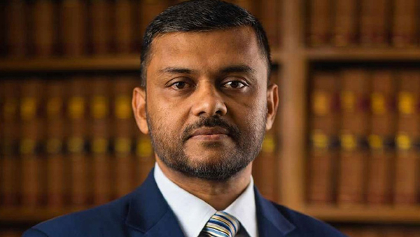 নিজের নামে জমি নেই শিশির মনিরের, স্ত্রীর সম্পদ দ্বিগুণেরও বেশি