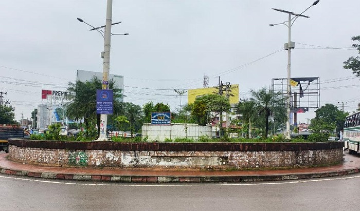 দক্ষিণ সুরমায় &lsquo;আব্দুস সামাদ আজাদ চত্বর&rsquo; এখন &lsquo;মাহবুব আলী খান চত্বর&rsquo;