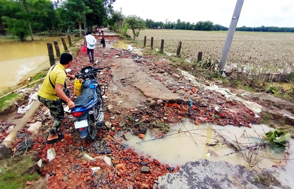মৌলভীবাজারে বন্যায় ৩৫০ কিলোমিটার পাকা সড়ক ক্ষতিগ্রস্ত