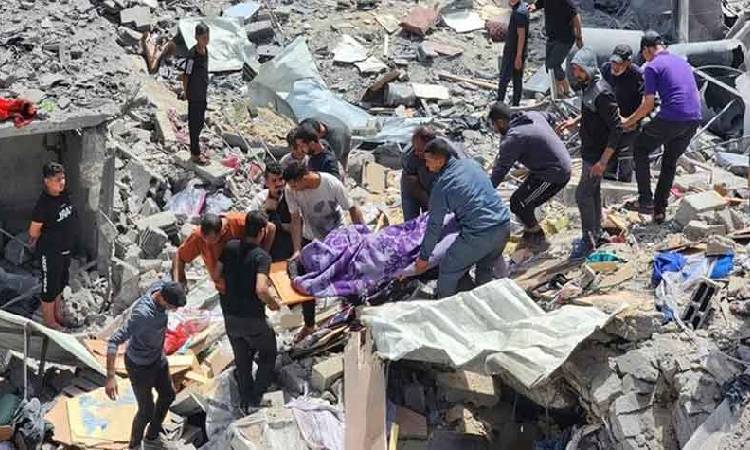 যুদ্ধবিরতির মধ্যেও গাজায় ইসরাইলি তাণ্ডব, নিহত ছাড়াল ৭০ হাজার