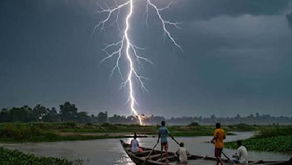 হাওরে কৃষিকাজ করতে গিয়ে বজ্রপাতে প্রাণ গেল কিশোরের