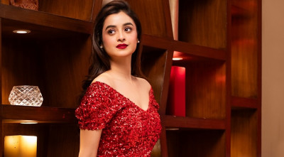 প্রথমবার বলিউডের বানিজ্যিক সিনেমায় দর্শন