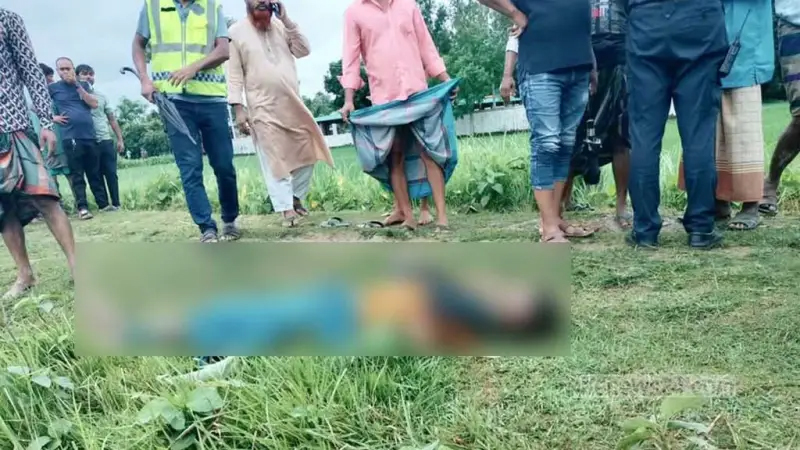 বাহুবলে চালককে হত্যা করে ইজিবাইক ছিনতাই
