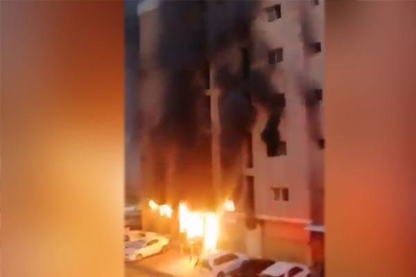 কুয়েতে ভবনে ভয়াবহ আগুন, নিহত অন্তত ৩৯