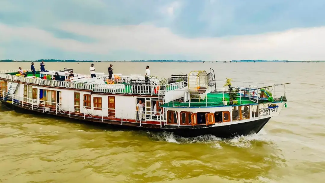 পর্যটকদের খাবারে ক্ষতিকর ক্যামিকেল, হাওরের হাউসবোটকে জরিমানা