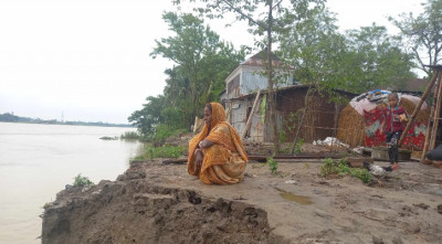 ঘুম নেই কুশিয়ারা নদীতীরের বাসিন্দাদের