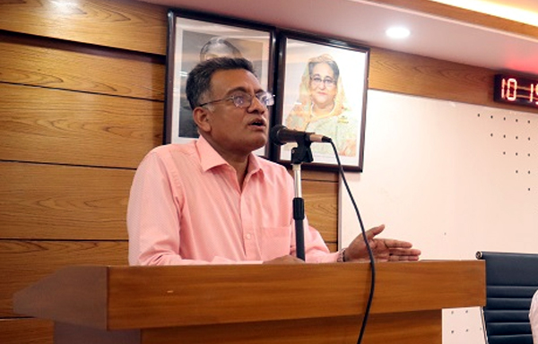 শিক্ষার অগ্রযাত্রায় যুগোপযোগী পাঠ্যক্রম প্রয়োজন : সিকৃবি ভিসি