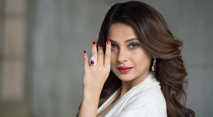 আবারো বিয়ে করতে যাচ্ছেন জেনিফার?