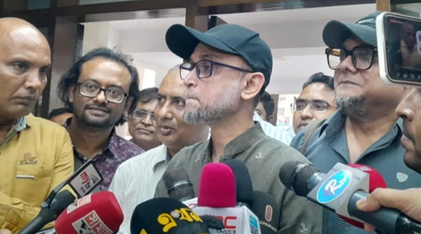 ফ্যাসিস্টের পক্ষে আমার অবস্থান &lsquo;অবিশ্বাস্য&rsquo; : ফারুকী