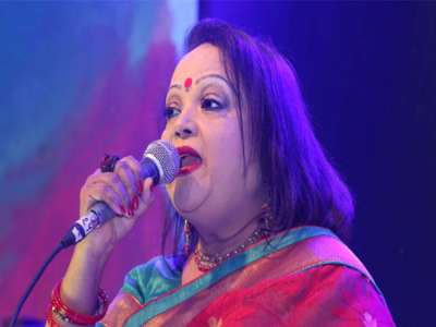 হাসপাতালে সাবিনা ইয়াসমিন