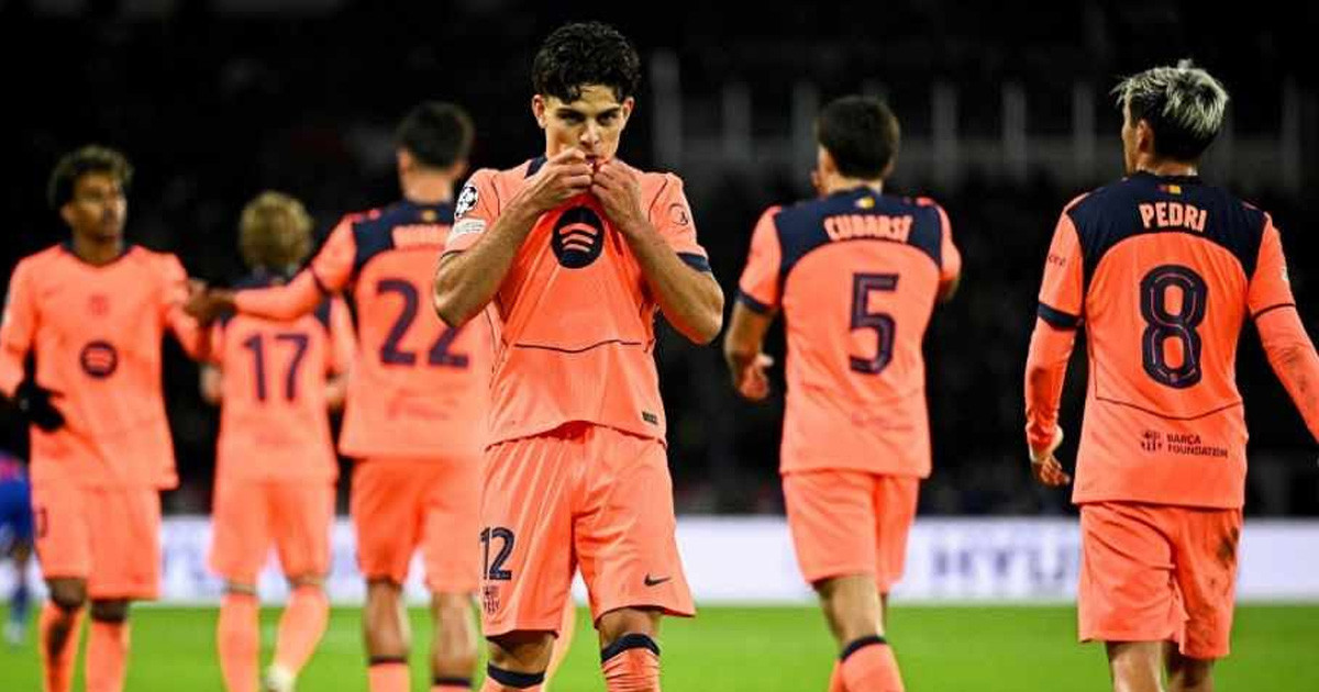 চ্যাম্পিয়নস লিগে বার্সেলোনার পুরনো রোগ, পিএসজির কাছে বড় হার