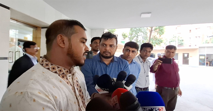 পদত্যাগ করছেন স্বাস্থ্য উপদেষ্টার পিও মাহমুদুল