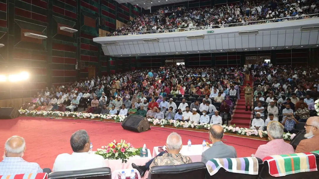 নবীন শিক্ষার্থীদের বরণ করে নিল শাহজালাল বিশ্ববিদ্যালয়