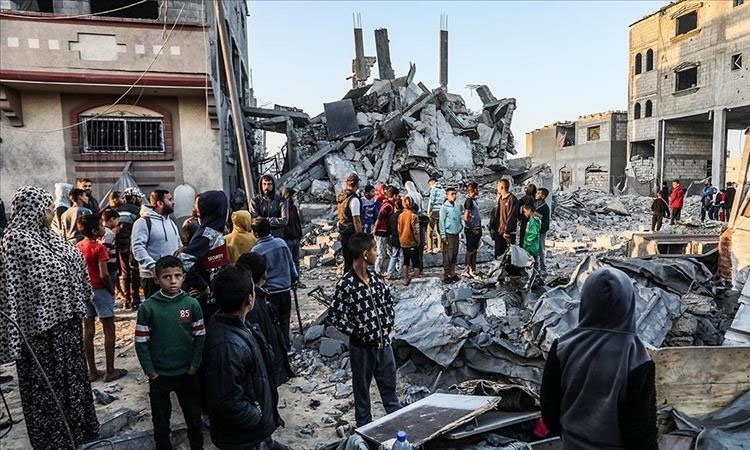 গাজায় একদিনে আরও ৯৪ ফিলিস্তিনি নিহত