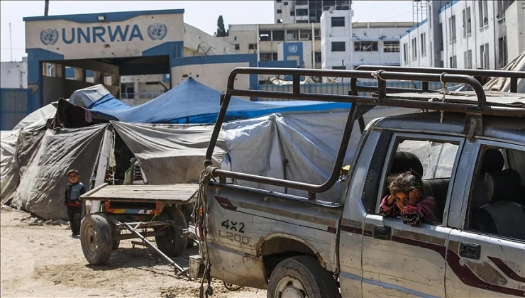 ইসরায়েলের অবরোধে গাজায় খাদ্য-ওষুধের অভাবে ৩২৬ জনের মৃত্যু