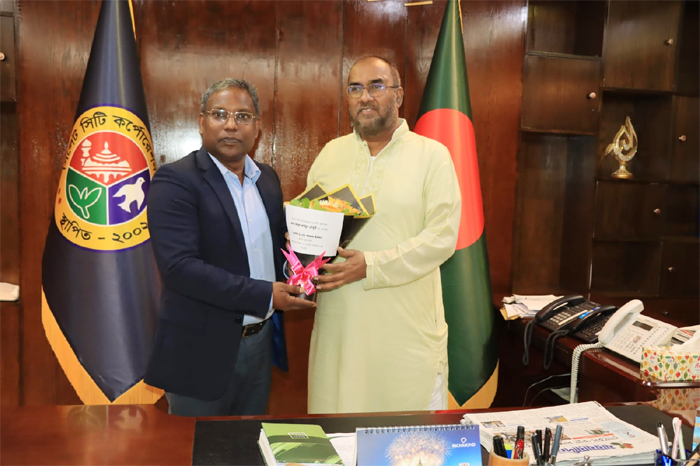 সিসিকের প্রশাসকের সঙ্গে শাবিপ্রবি ভাইস চ্যান্সেলরের সৌজন্যে সাক্ষাৎ