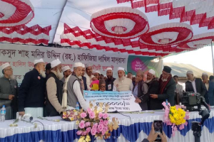 অশ্রুসিক্ত চোখে বিদায় জানাল শিক্ষার্থীসহ এলাকাবাসী