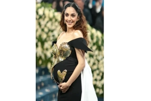 অনাগত সন্তানকে ‘সবচেয়ে সৌভাগ্যবান’ বললেন কিয়ারা