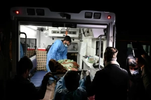 আফগানিস্তানের হাসপাতালে পাকিস্তানের বিমান হামলা, নিহত ৪০০