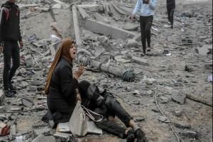 গাজায় ইসরায়েলি বিমান হামলায় ২০ ফিলিস্তিনি নিহত