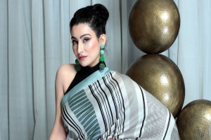 সত্যি কি দুধ দিয়ে গোসল করেন, উজ্জ্বল ত্বকের রহস্য বললেন শালিনী