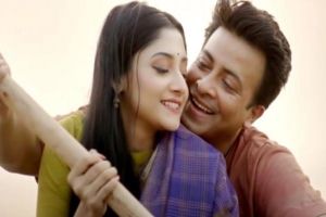 ফের আলোচনায় শাকিবের সঙ্গে পূজার প্রেমের গুঞ্জন